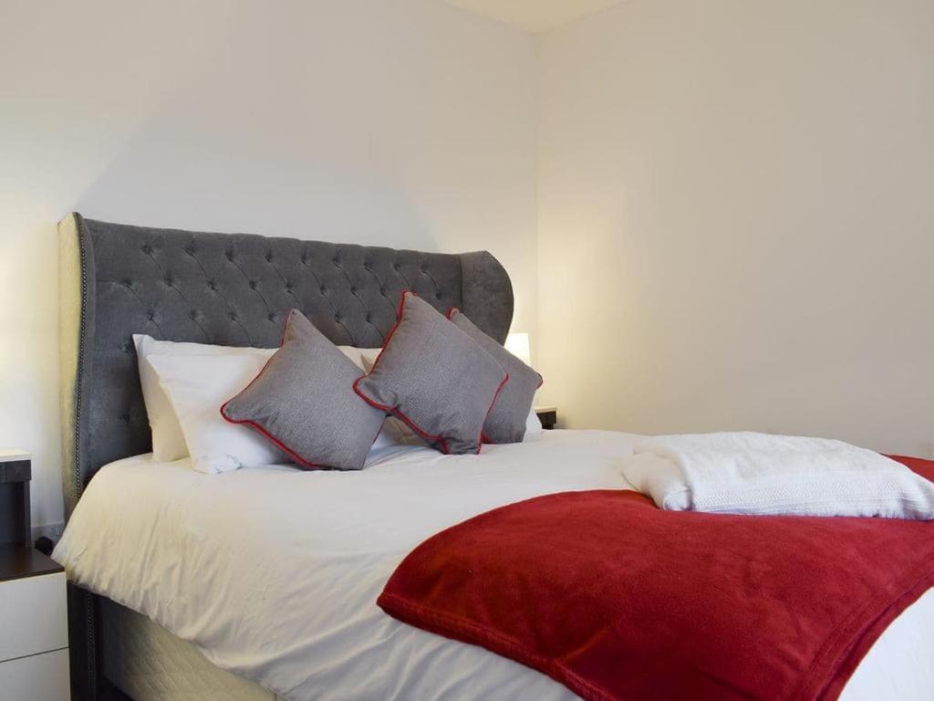 Courtyard Holiday Apartments Inverkeithing Exteriér fotografie