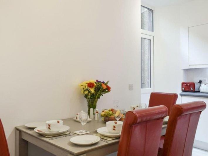 Courtyard Holiday Apartments Inverkeithing Exteriér fotografie