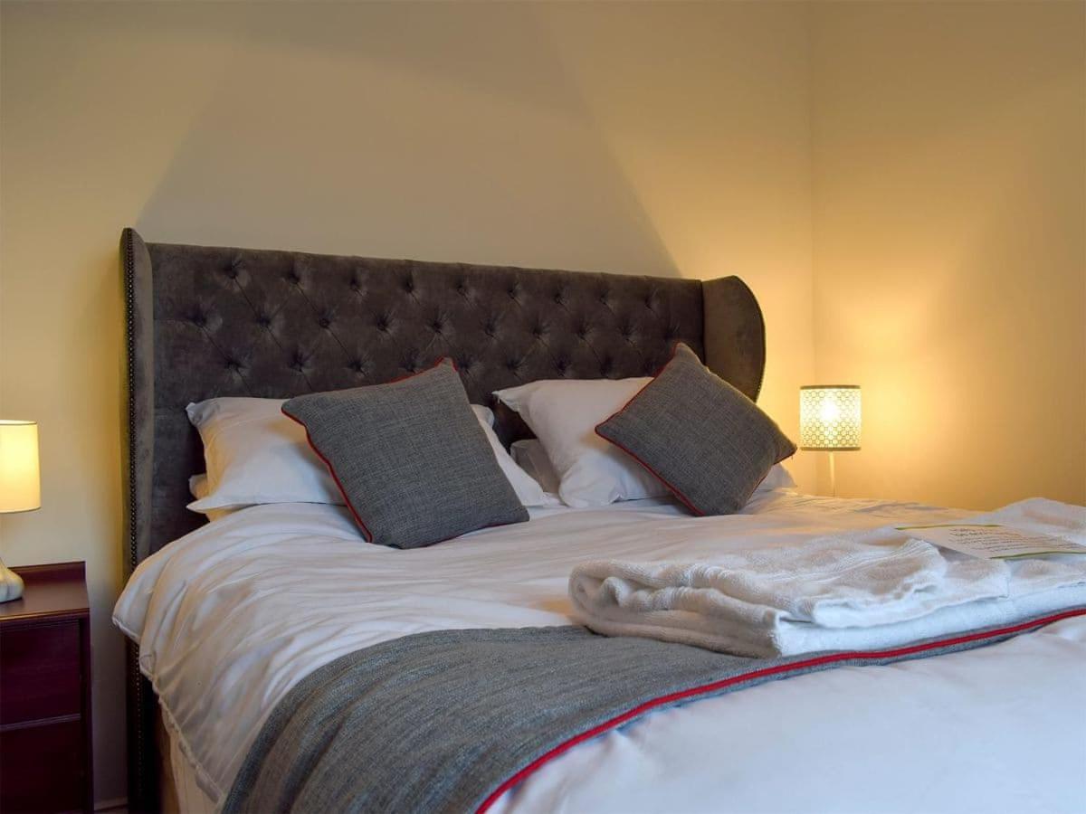 Courtyard Holiday Apartments Inverkeithing Exteriér fotografie